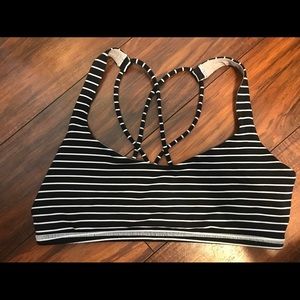 Free to be Lululemon sports bra size 4